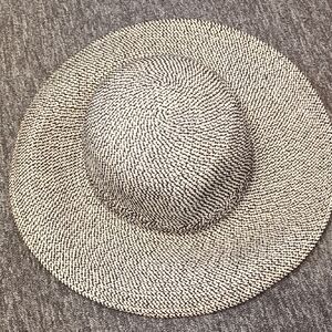 SUN DAY Women's Floppy Woven Recycled Sun Hat One Size‎